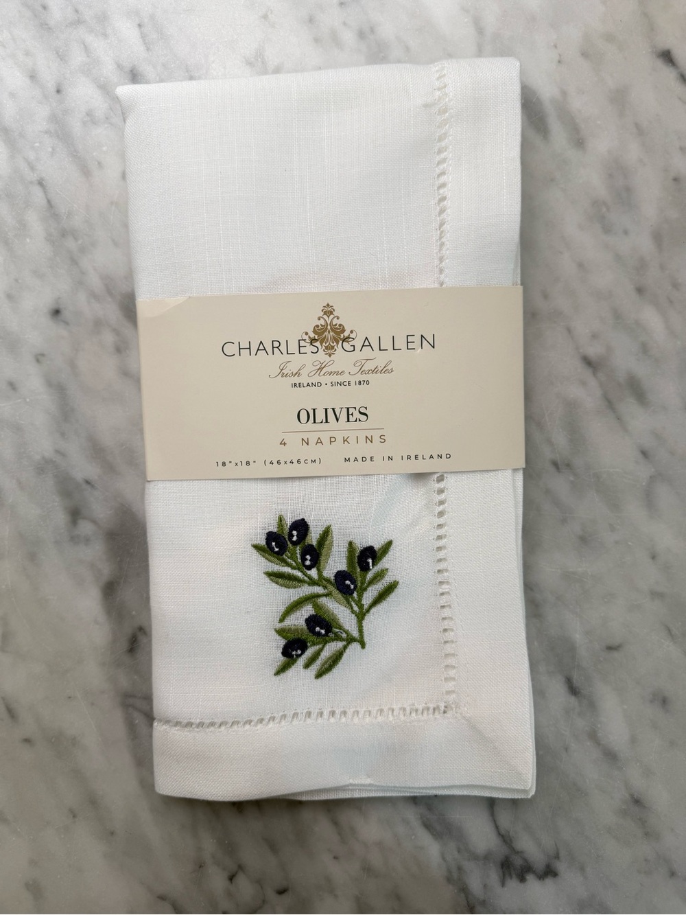 Set of 4 Charles Gallen Irish Home Textiles 18” x 18” napkins Olive Pattern NWT